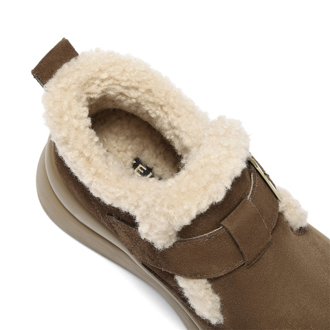 森达雪地靴女2025冬季新款舒适保暖绒毛厚底勃肯鞋ZTI29DD5