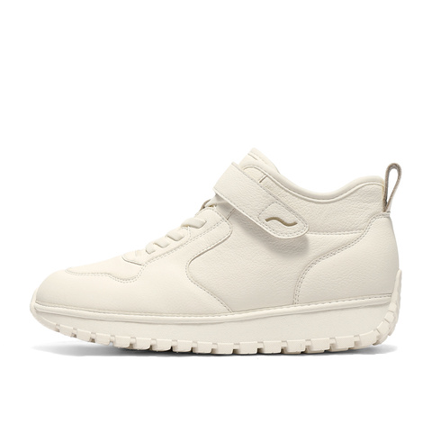 森达高帮鞋女2025冬新商场同款运动健步休闲短靴XUA01DD5