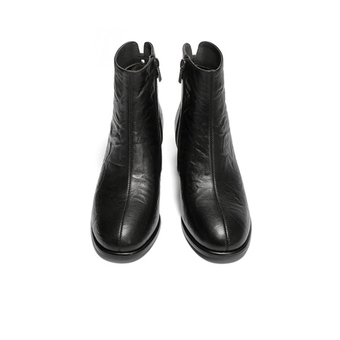 森达时装靴女2025冬季新款气质显瘦粗高跟短皮靴WP057DD5