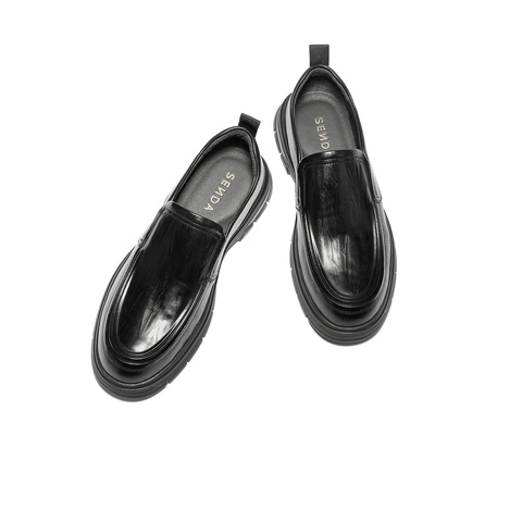 森达休闲皮鞋男2026春新商场同款简约舒适休闲鞋2CS01AM6