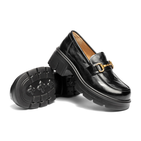 森达乐福鞋女2026春新商场同款抓纹马衔扣粗跟单鞋XWG01AA6