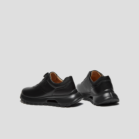 SKAP圣伽步男鞋2024秋季新款运动户外厚底旋扣舒适纯色男款休闲鞋