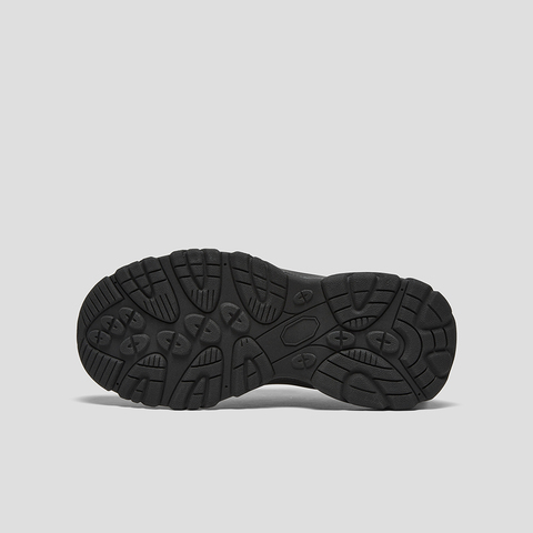 SKAP圣伽步女鞋2025春季新款厚底旋转扣户外女款休闲运动鞋