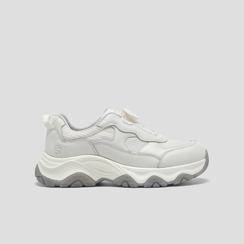 SKAP圣伽步女鞋2025春季新款厚底旋转扣户外女款休闲运动鞋