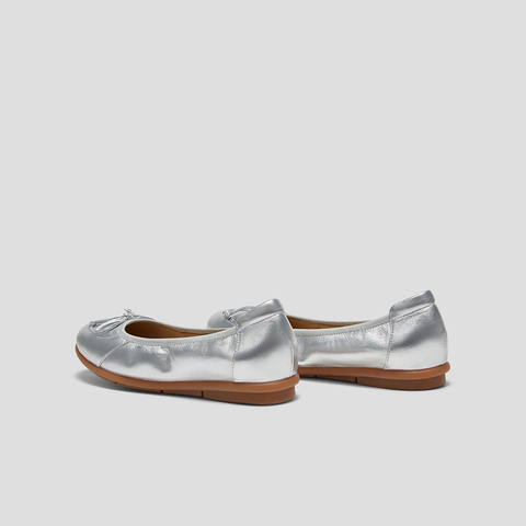 SKAP圣伽步女鞋2025春季新款浅口休闲蝴蝶结套脚女款豆豆鞋