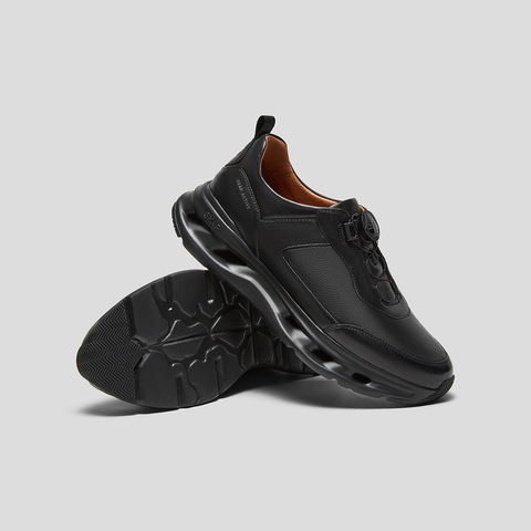 SKAP圣伽步男鞋2025秋季新款户外纯色旋转扣舒适厚底男休闲运动鞋