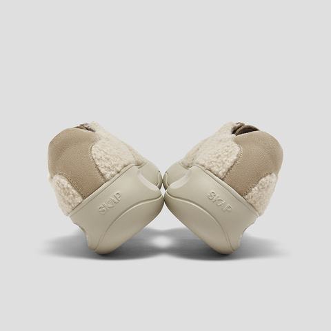 SKAP圣伽步女鞋2025秋季新款毛毛鞋保暖舒适轻便拼接女款休闲鞋