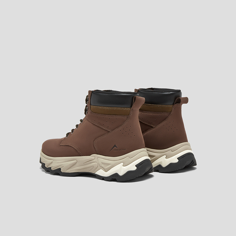 SKAP圣伽步男鞋2025冬季新款户外增高超强抓地短靴拼接男款运动靴