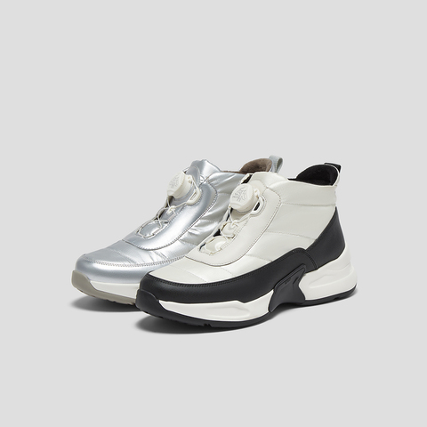 SKAP圣伽步女鞋2025冬季新款运动靴短筒保暖高帮轻质女款休闲靴