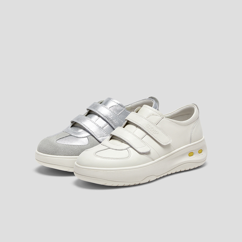 SKAP圣伽步女鞋2026春季新款单鞋轻便魔术贴舒适简约女款休闲鞋