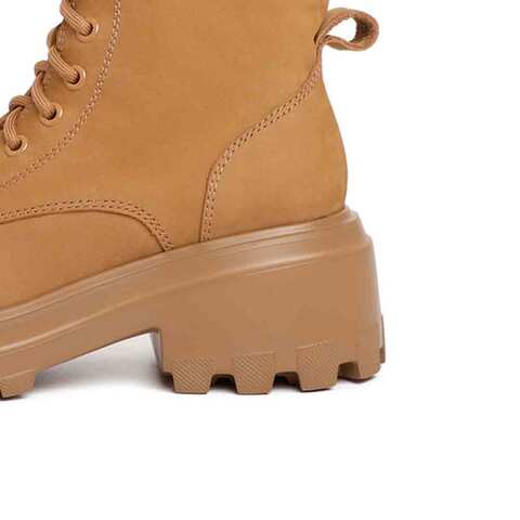 思加图2022冬季新款街头时尚马丁靴厚底时装短靴皮靴M8902DD2
