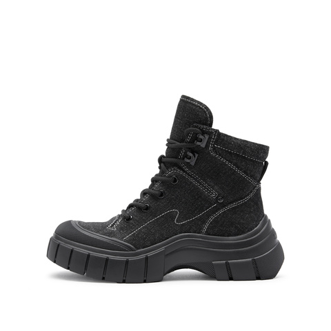 思加图2023冬季新款火星电音工装靴马丁靴短靴厚底时装靴女靴ESE02DD3