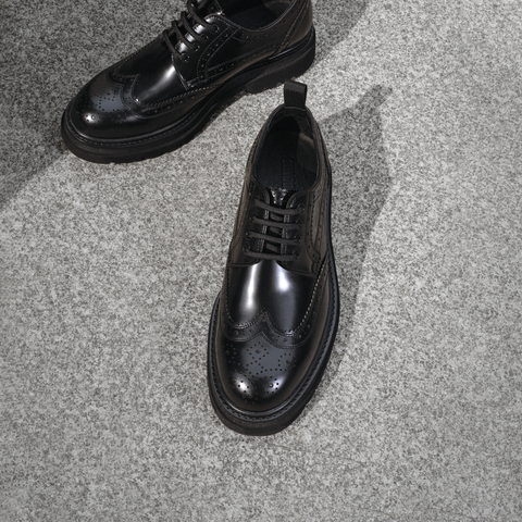 思加图2024春季新款英伦风休闲皮鞋商务系带厚底鞋正装男鞋子Y1830AM4