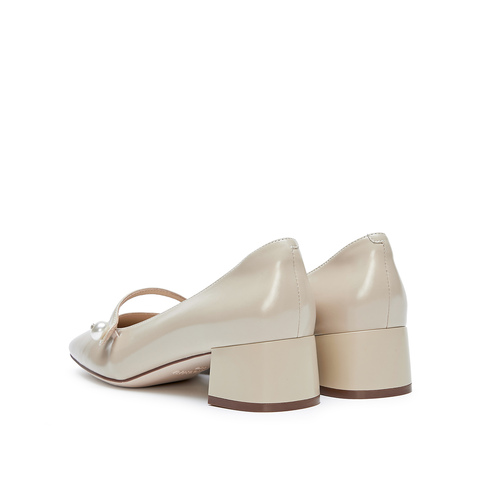 思加图2024秋季新款法式玛丽珍鞋粗跟浅口鞋银色女单鞋S5368CQ4