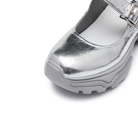 思加图2024秋季新款甜酷玛丽珍鞋厚底增高浅口鞋银色女鞋S4673CQ4