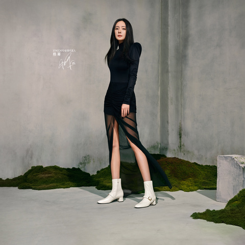 思加图2024冬季新款小玛丽奶油靴中靴粗跟时装靴女皮靴9U001DZ4