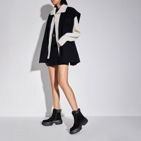 思加图2024冬季新款复古工装靴马丁靴短靴厚底时装靴女靴ESF07DD4