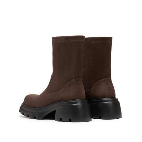 思加图2024冬季复古弹力靴瘦瘦靴中筒靴时装靴厚底女靴子J6818DZ4