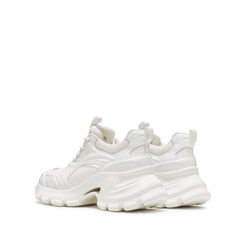 思加图2025春季新款老爹鞋厚底增高运动休闲透气女单鞋S2438AM5