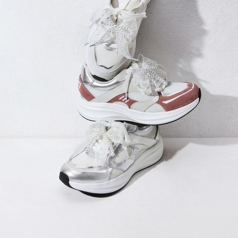 思加图2025春季新款甜酷运动鞋厚底增高休闲鞋透气女鞋H2921AM5