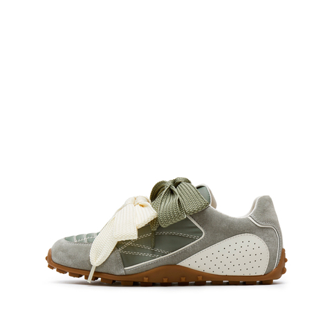 思加图2025春季新款蝴蝶酥甜美德训鞋运动休闲鞋百搭透气单鞋女鞋子S1210AM5