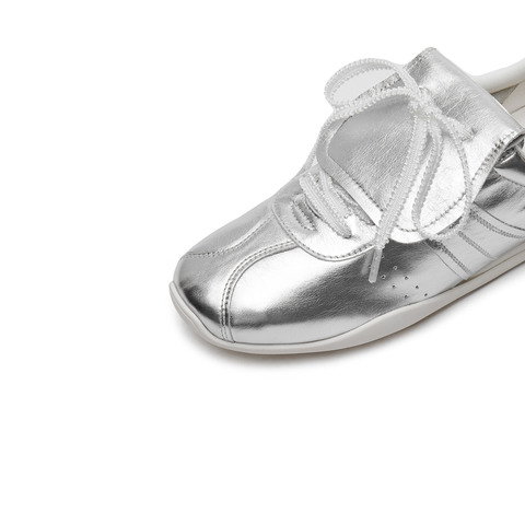 思加图2025春季新款百搭德训鞋小白鞋运动休闲鞋女单鞋F0161AM5