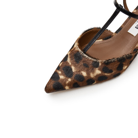 思加图2025春季新款小野猫包头凉鞋中跟鞋尖头气质女凉鞋9ER04AH5