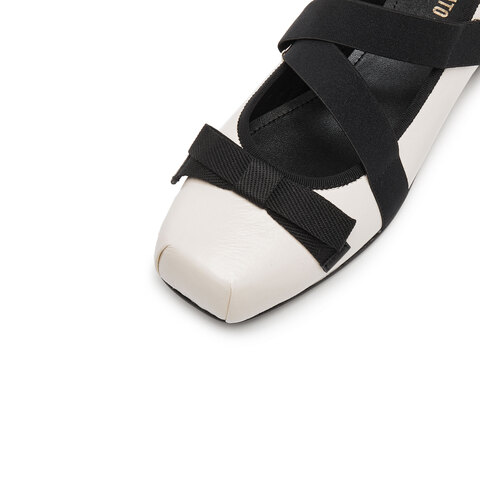 思加图2025秋季新款复古芭蕾舞鞋浅口鞋平底单鞋小皮鞋女鞋R2516CQ5