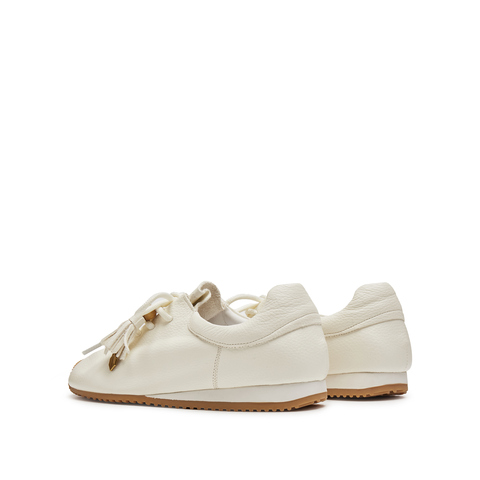 思加图2025秋季新款复古百搭运动休闲鞋小白鞋系带单鞋女鞋L2110CM5