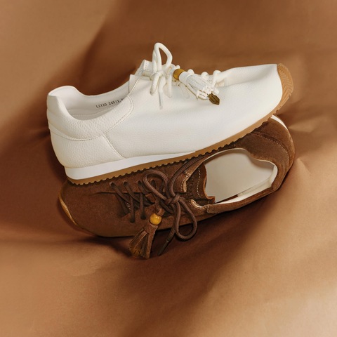 思加图2025秋季新款复古百搭运动休闲鞋小白鞋系带单鞋女鞋L2110CM5