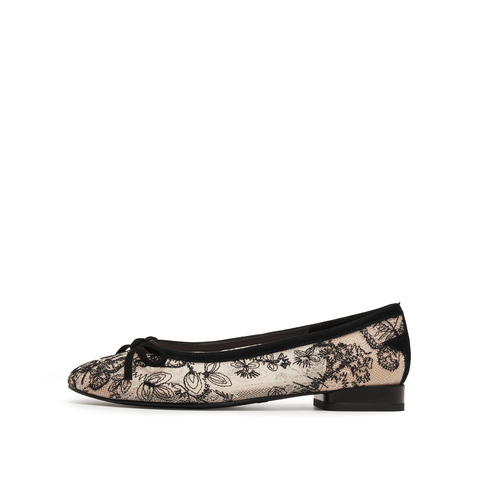 思加图2025秋季新款优雅蕾丝鞋平底鞋浅口鞋一脚蹬单鞋女鞋EGV03CQ5