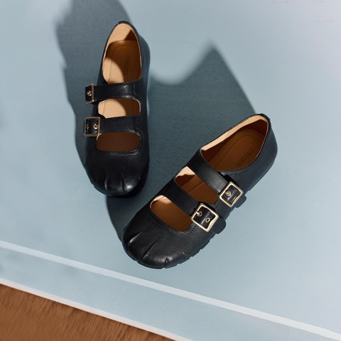 思加图2025秋季新款复古玛丽珍鞋平底鞋浅口单鞋小皮鞋女Y2606CQ5