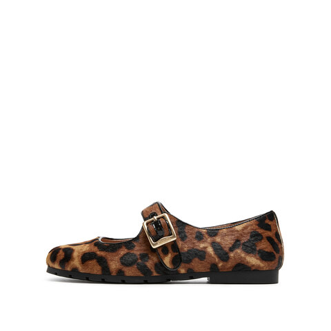 思加图2025秋季新款复古法式玛丽珍鞋平底鞋浅口鞋单鞋女鞋Y2603CQ5