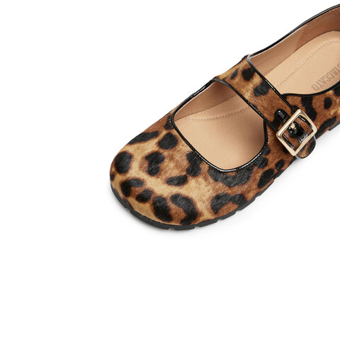 思加图2025秋季新款复古法式玛丽珍鞋平底鞋浅口鞋单鞋女鞋Y2603CQ5