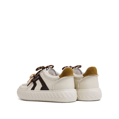 思加图2025秋季新款小音符小白鞋板鞋厚底运动休闲鞋女鞋EPC08CM5