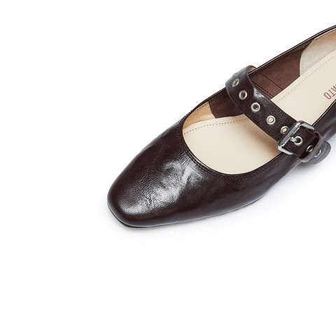 思加图2025秋季新款法式玛丽珍鞋奶油鞋浅口单鞋粗跟女鞋J7160CQ5