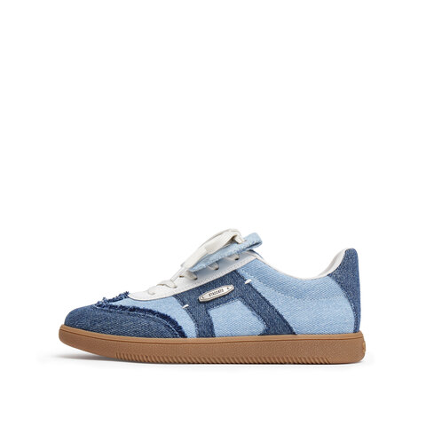 思加图2025秋季新款小音符德训鞋阿甘鞋运动休闲鞋板鞋女鞋EE925CM5