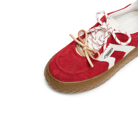 思加图2025秋季新款小音符小白鞋板鞋厚底运动休闲鞋女鞋EPC08CM5