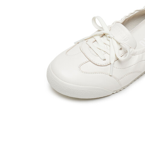 思加图2025秋季新款奶油卷德训鞋休闲运动鞋小白鞋女单鞋EPN14CA5