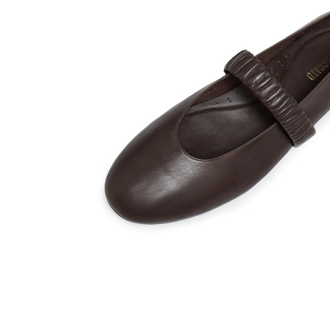 思加图2025秋季新款复古玛丽珍鞋平底鞋芭蕾舞鞋单鞋女鞋EA923CQ5