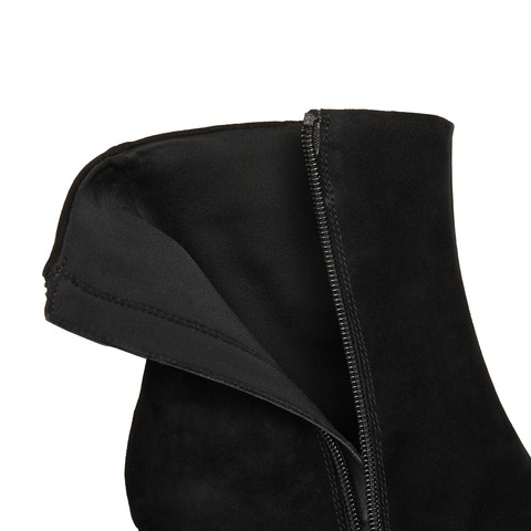 思加图2025冬季新款雾都恋人时装靴短靴粗跟复古女皮靴子EIB02DD5