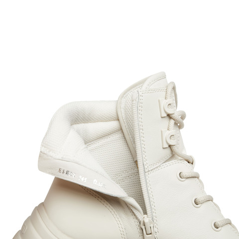 思加图2025冬季新款火星电音工装靴马丁靴短靴厚底时装靴女靴ESE02DD5