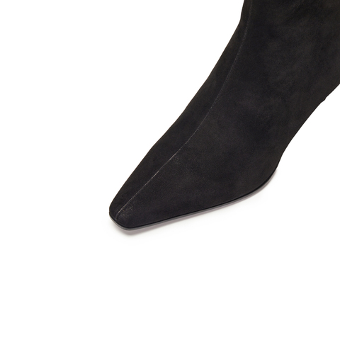 思加图2025冬季新款气质通勤短靴时装靴细跟黑色靴子女靴H2668DD5