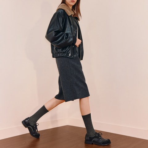 思加图2025秋季新款英伦复古牛津鞋小皮鞋粗跟黑色女单鞋J6926CM5