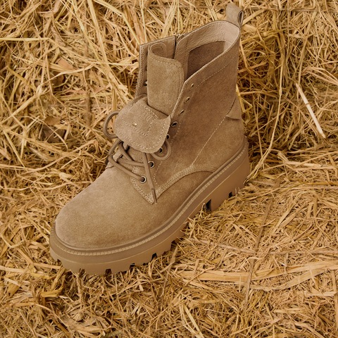 思加图2025冬季新款胡椒乐队马丁靴中靴厚底时装靴女靴皮EIW04DZ5