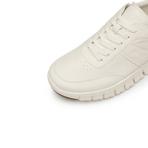 思加图2025秋季新款休闲运动鞋厚底百搭小白鞋板鞋男鞋H2701CM5