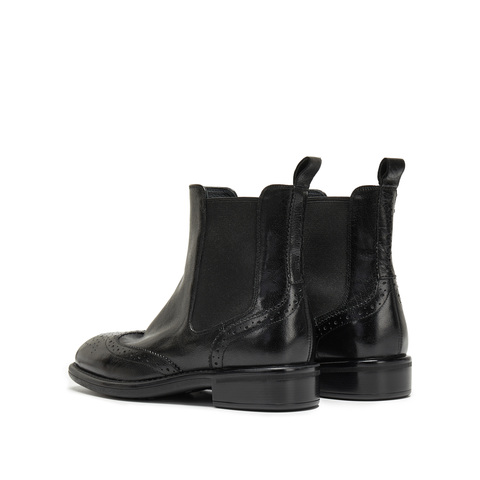 思加图2025冬季新款海伦小姐切尔西靴短靴时装靴复古女靴J8020DD5