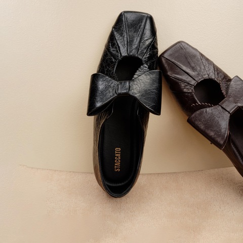 思加图2025秋季新款东京画家复古芭蕾舞鞋平底鞋女小皮鞋EGT03CA5