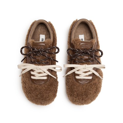 思加图2025冬季新款复古毛毛鞋德训鞋保暖平底鞋系带女鞋S2901DM5