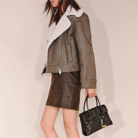 思加图2025冬季新款橙皮书公文包小方包手提包单肩斜挎包X8301DX5